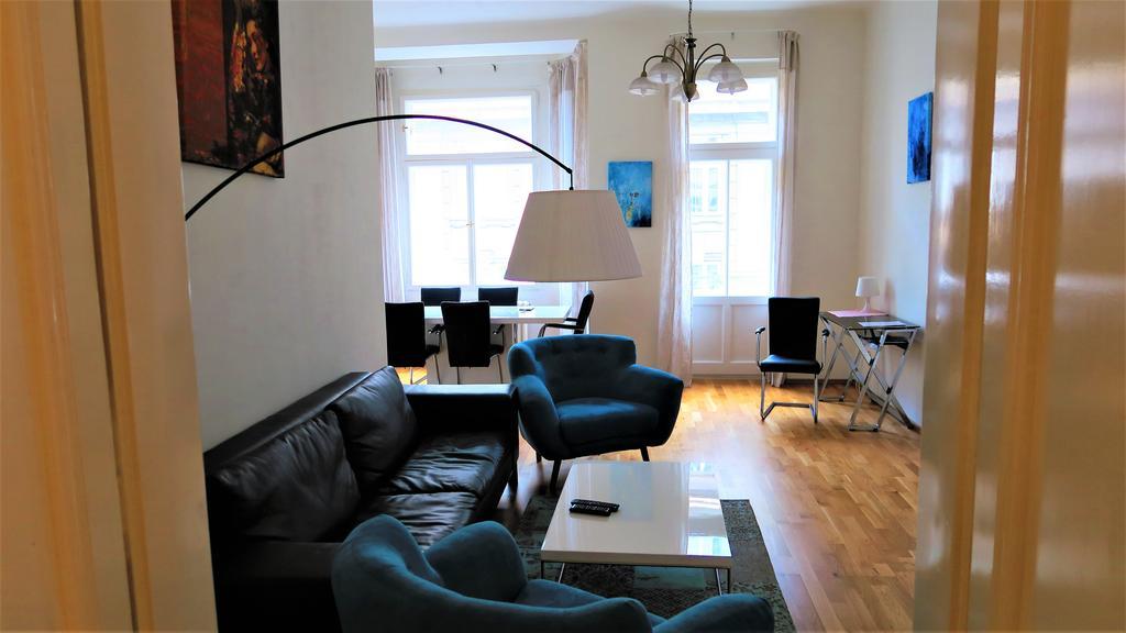 Old Town Square Superior Apartments - Valentin ปราก ภายนอก รูปภาพ